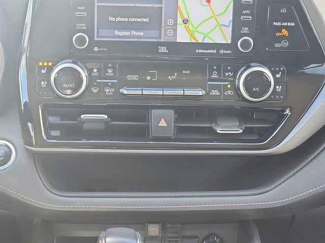 Used 2021 Toyota Highlander Limited AWD/4WD image 17