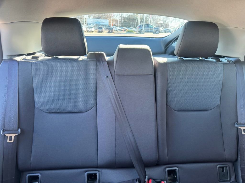 Used 2025 Toyota Prius LE image 10