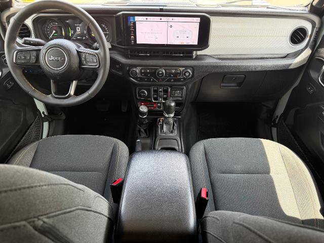 Used 2024 Jeep Wrangler Unlimited AWD/4WD image 9