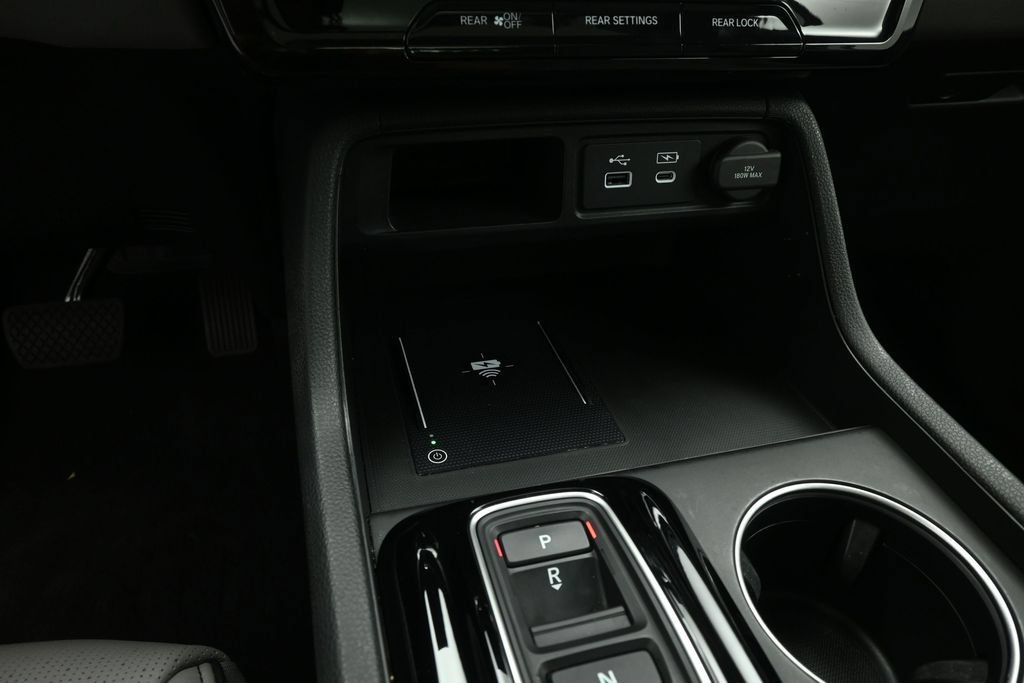 Used 2023 Honda Pilot Elite image 15