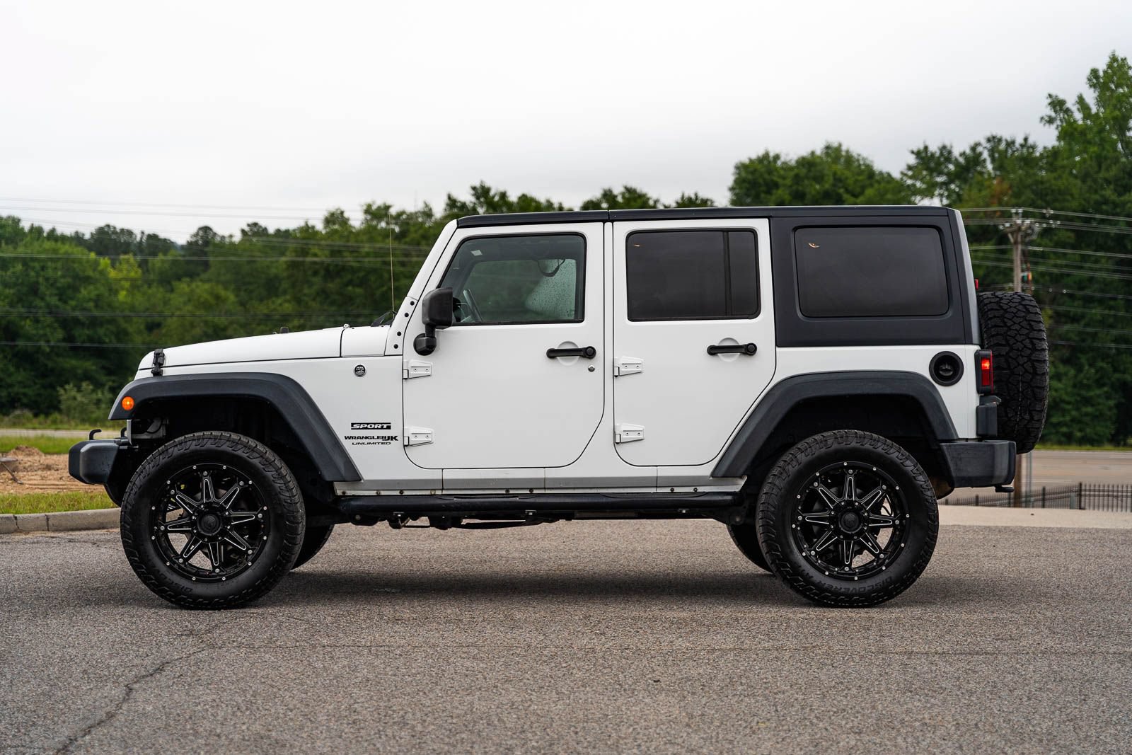 Used 2018 Jeep Wrangler Unlimited Sport S AWD/4WD image 4