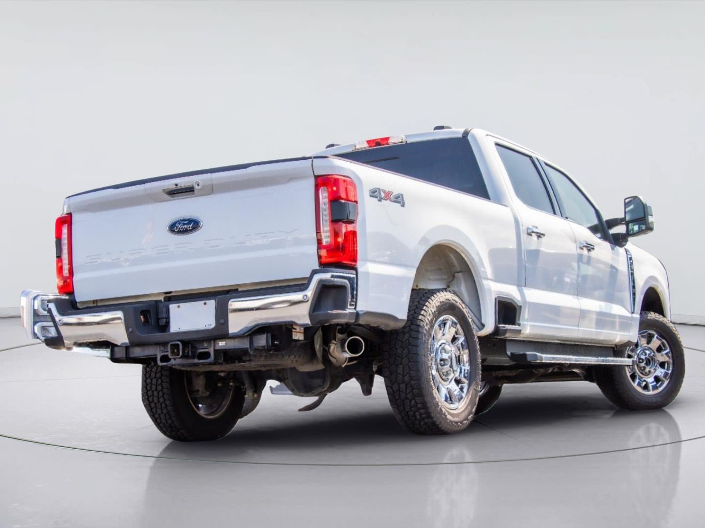 Certified 2023 Ford F250 Lariat w/ Chrome Package AWD/4WD image 4