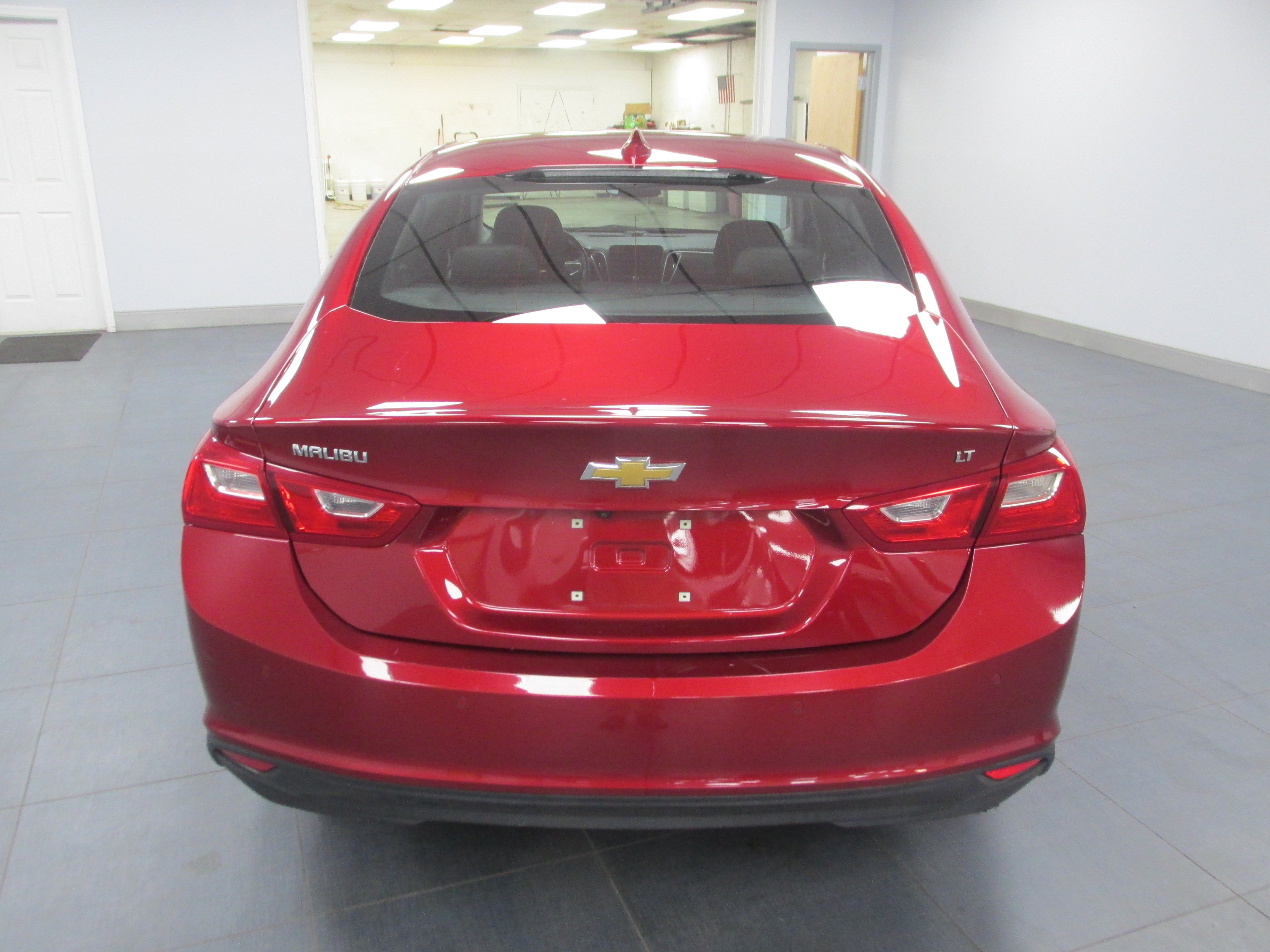 Used 2025 Chevrolet Malibu LT FWD image 6