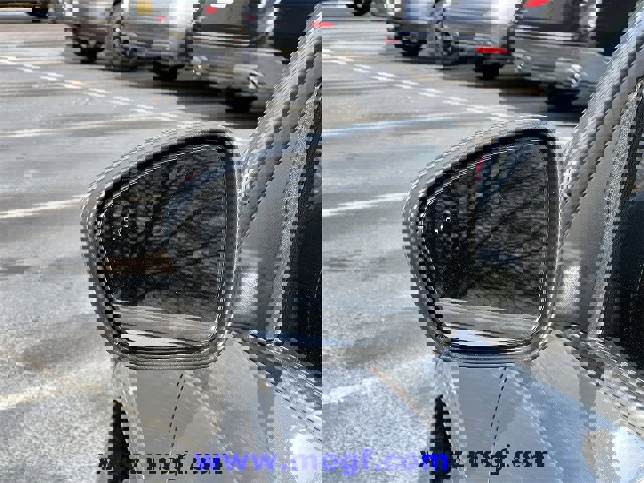 Certified 2024 Ford Escape ST-Line Select w/ Tech Pack #2 image 30