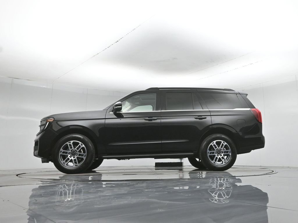 Certified 2025 Ford Expedition Active RWD image 8