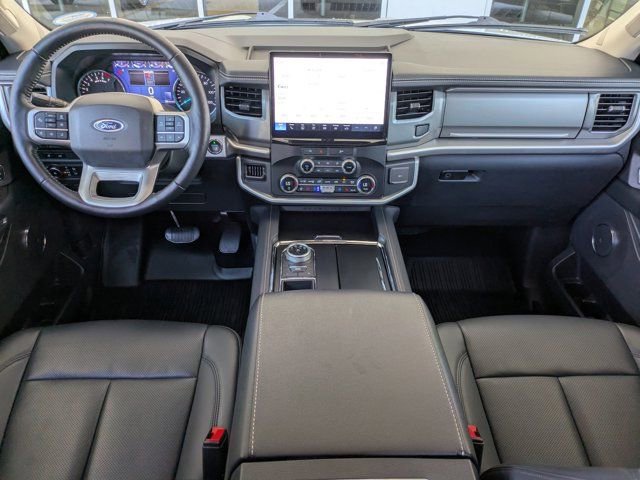Certified 2023 Ford Expedition XLT image 13