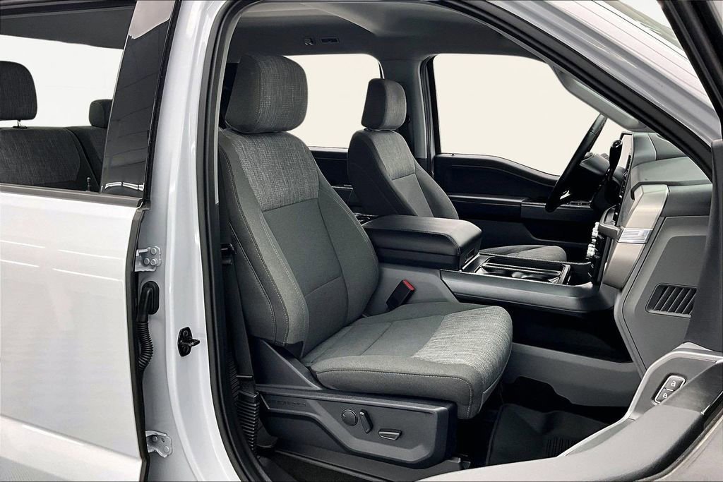 Certified 2022 Ford F150 XLT w/ Equipment Group 302A High image 9