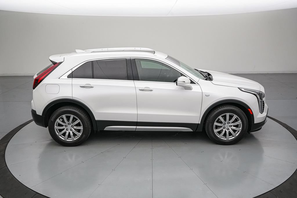 Used 2023 Cadillac XT4 Premium Luxury FWD image 3