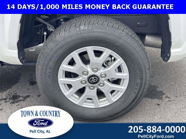 Used 2024 Toyota Tacoma SR5 image 31