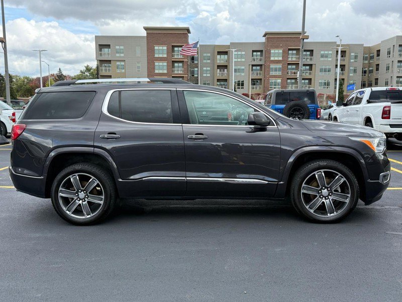 Used 2017 GMC Acadia Denali w/ Technology Package image 5