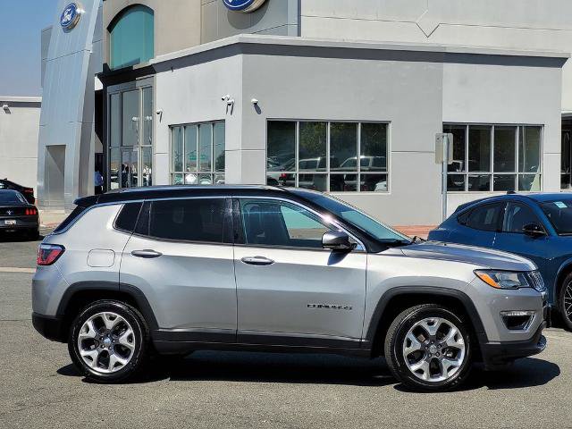 Used 2019 Jeep Compass Limited FWD image 3