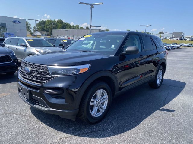 Certified 2023 Ford Explorer 4WD w/ Class IV Trailer Tow Package image 3