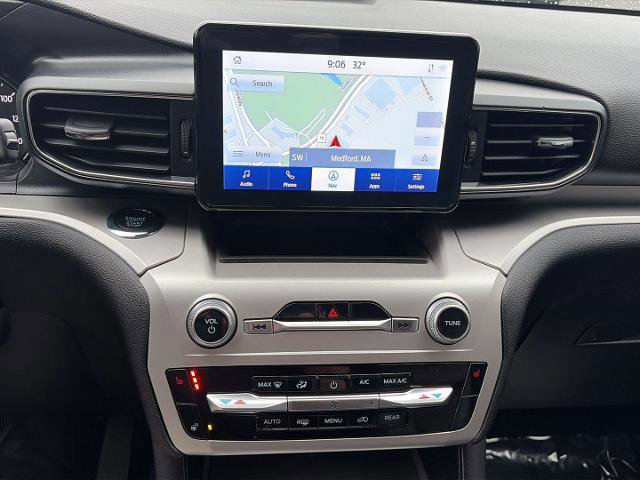 Certified 2022 Ford Explorer XLT w/ Equipment Group 202A image 38