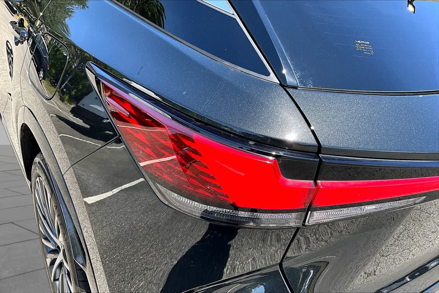 Used 2023 Lexus RX 350 Premium Plus w/ Cold Area Package FWD image 28