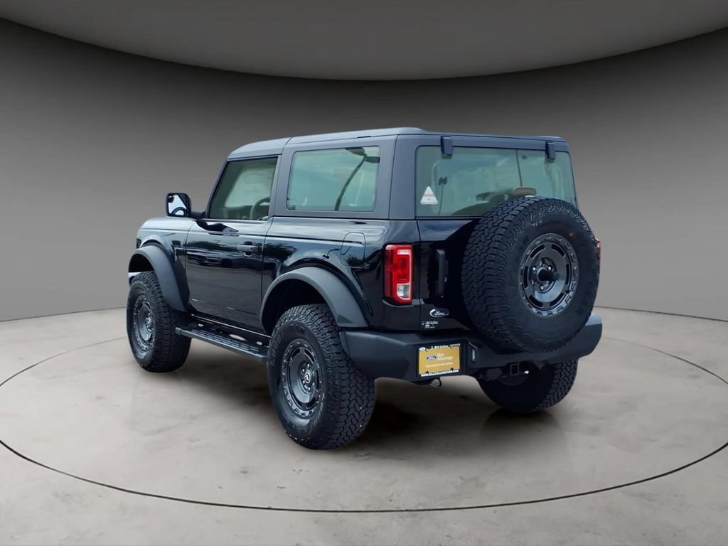 Certified 2025 Ford Bronco 2-Door w/ Sasquatch Package AWD/4WD image 3