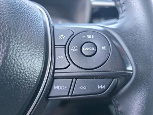 Used 2025 Toyota Corolla SE image 15