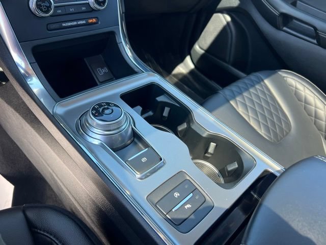 Certified 2024 Ford Edge Titanium AWD/4WD image 11