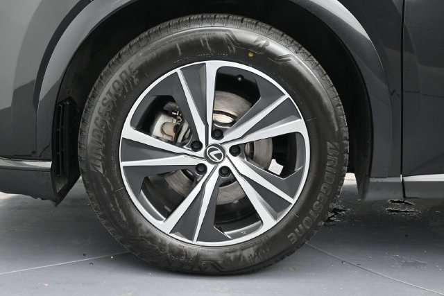 Used 2023 Lexus RX 350 Premium w/ Cold Area Package AWD/4WD image 9