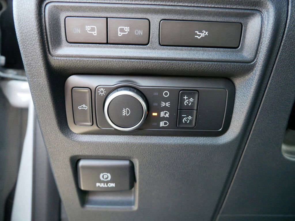 Certified 2022 Ford F150 XLT w/ Equipment Group 302A High image 21