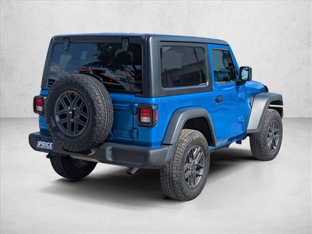 Used 2025 Jeep Wrangler Sport AWD/4WD image 5