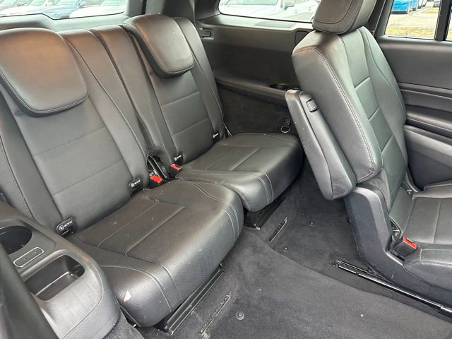 Used 2022 Mercedes-Benz GLS 450 4MATIC w/ AMG Line Exterior image 9