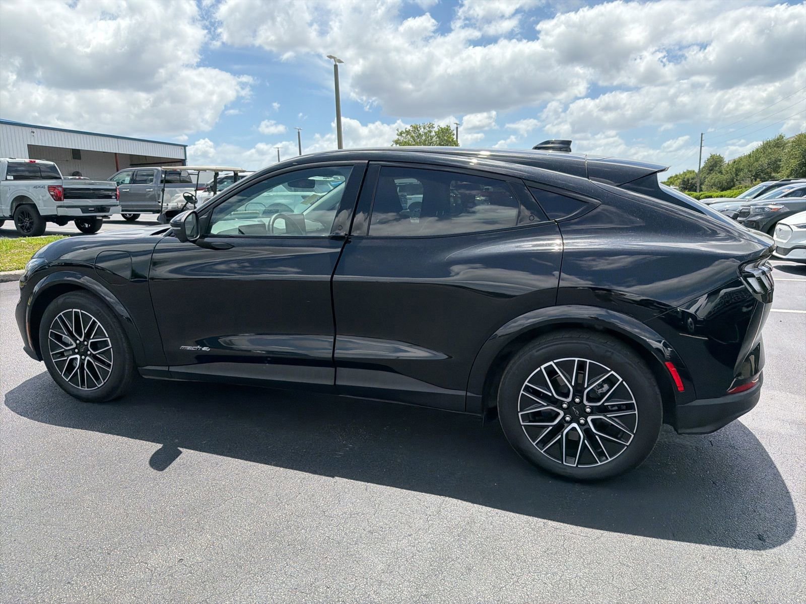 Certified 2025 Ford Mustang Mach-E Premium AWD/4WD image 9