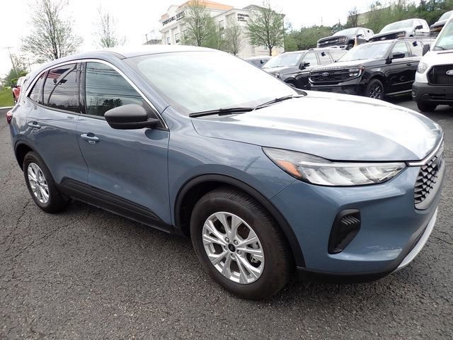 Certified 2024 Ford Escape Active w/ Tech Pack #1 AWD/4WD image 11