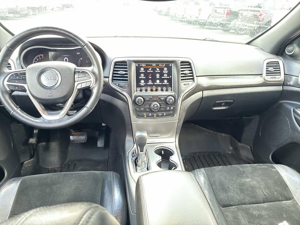 Used 2018 Jeep Grand Cherokee Altitude image 16
