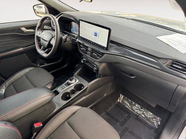 Certified 2024 Ford Escape ST-Line w/ Tech Pack #1 image 15