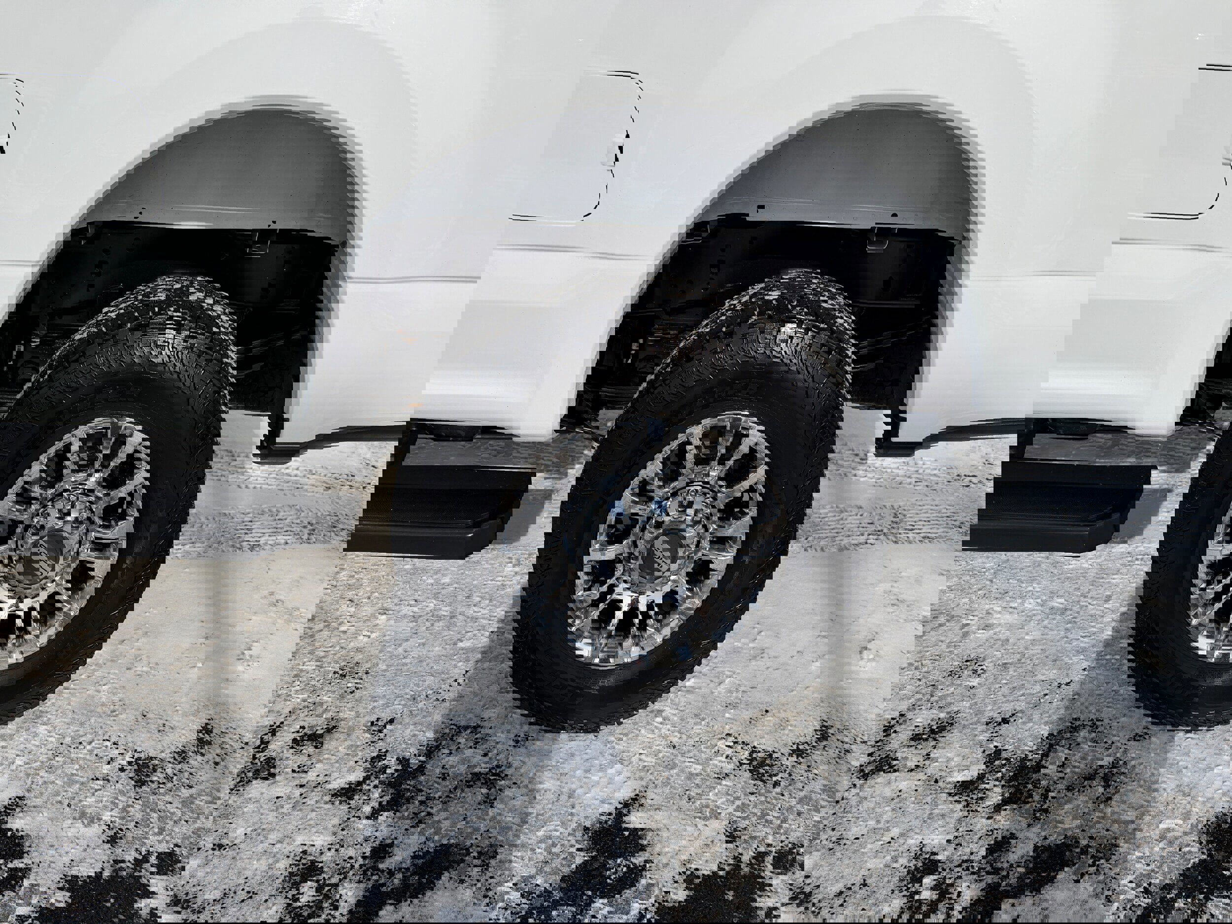 Certified 2022 Ford F250 XLT w/ XLT Premium Package image 10