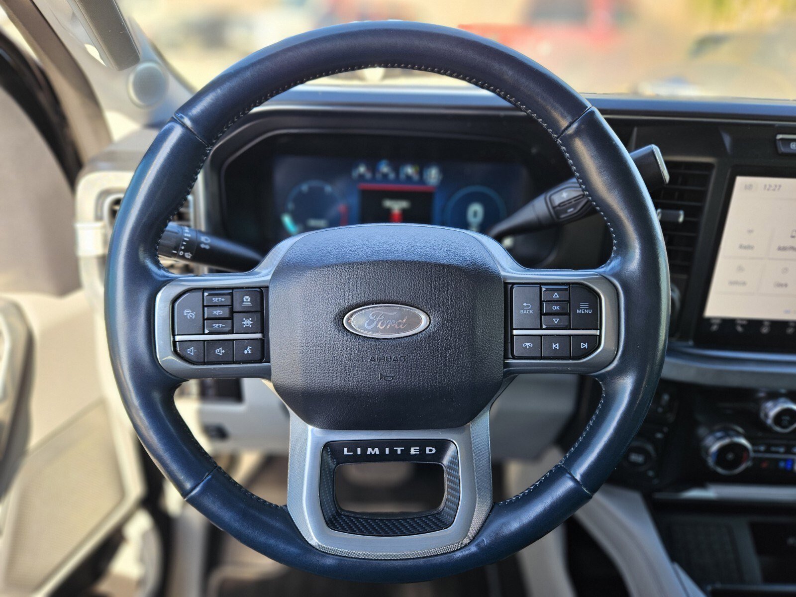 Certified 2024 Ford F250 Limited w/ FX4 Off-Road Package image 28