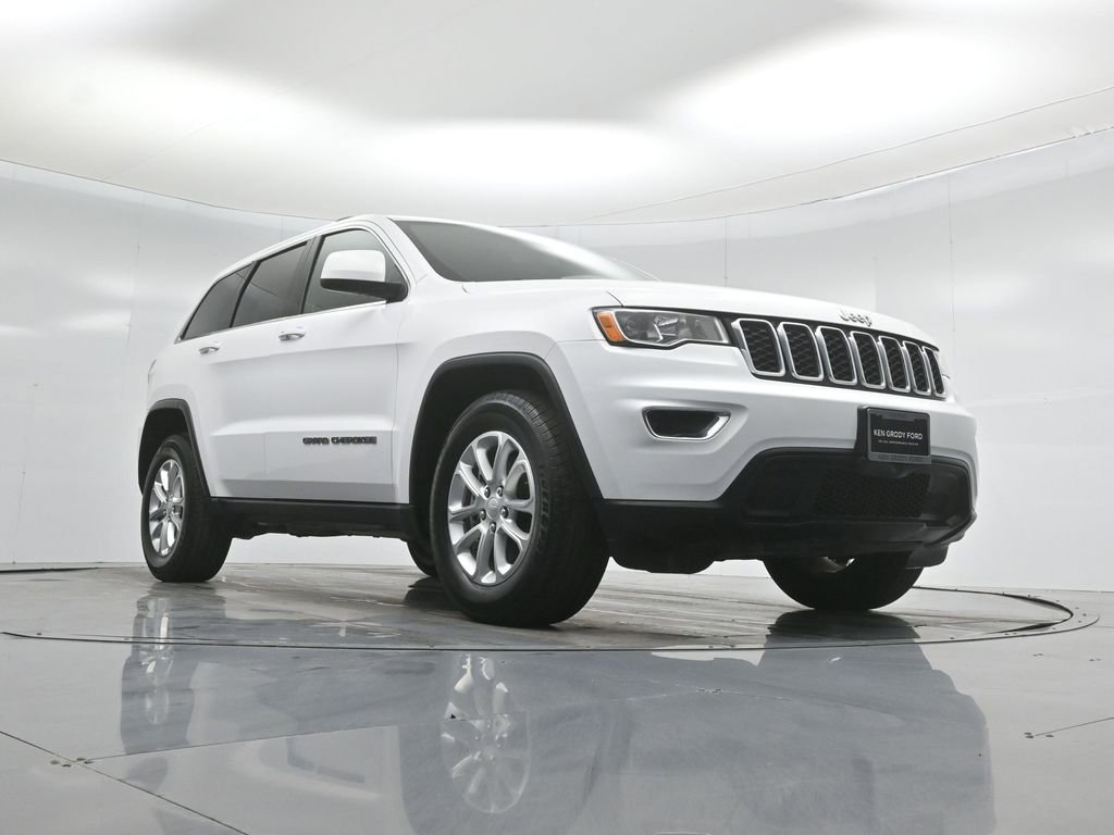 Used 2021 Jeep Grand Cherokee Laredo RWD image 45
