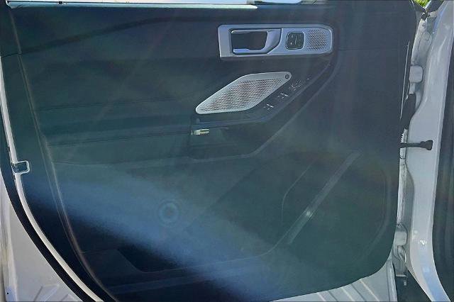 Certified 2023 Ford Explorer Platinum w/ Technology Package image 22