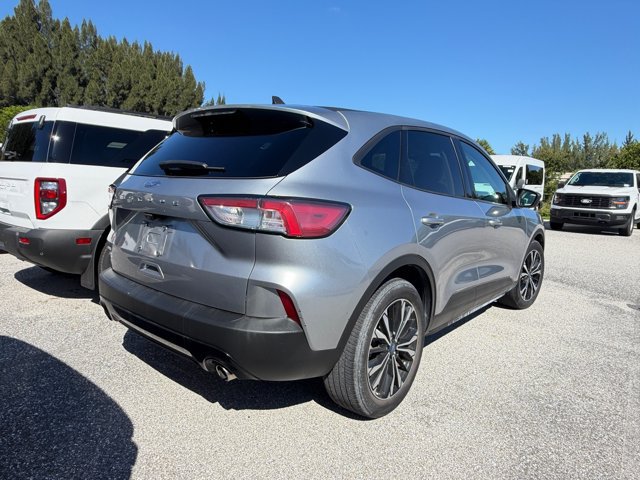Certified 2022 Ford Escape SE w/ SE Sport Appearance Package FWD image 13