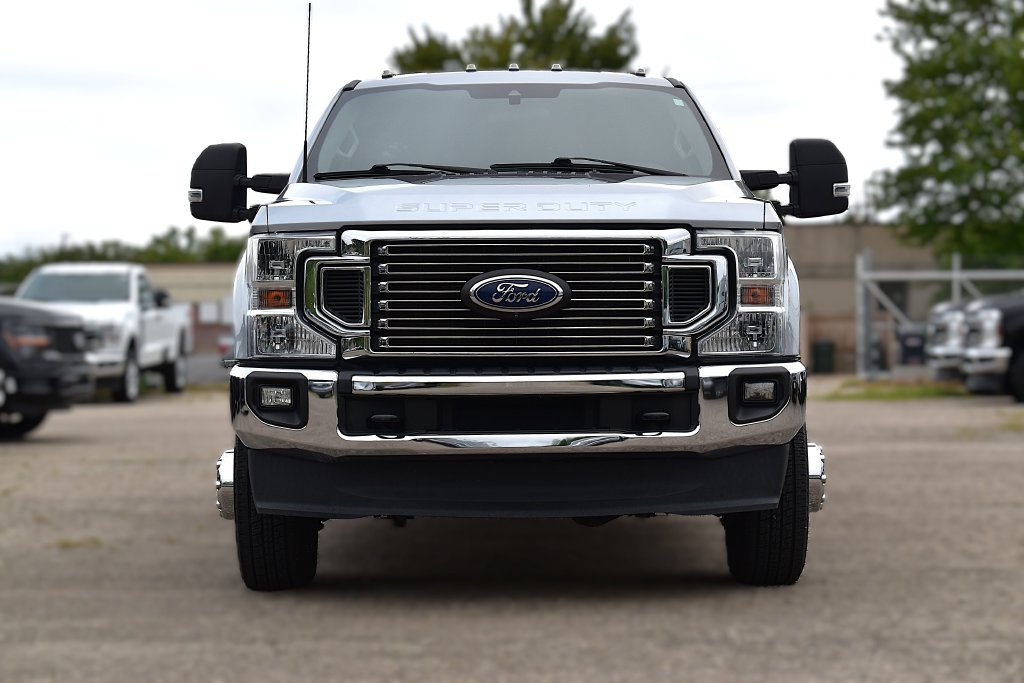 Certified 2022 Ford F350 XLT w/ FX4 Off-Road Package AWD/4WD image 2