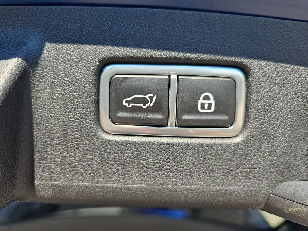 Used 2023 Kia Sorento SX FWD image 13