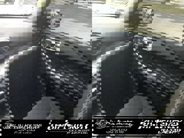 Certified 2022 Ford Explorer XLT w/ Class IV Trailer Tow Package image 22