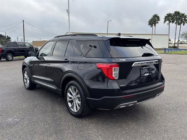 Certified 2021 Ford Explorer XLT w/ Equipment Group 202A image 7