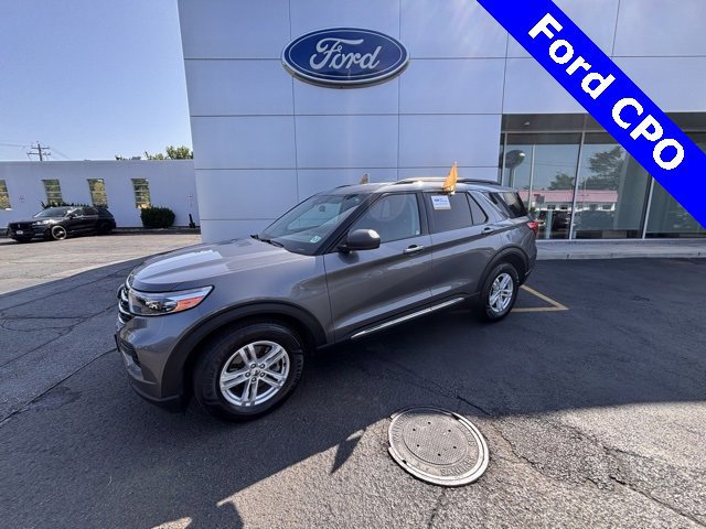 Certified 2022 Ford Explorer XLT image 2