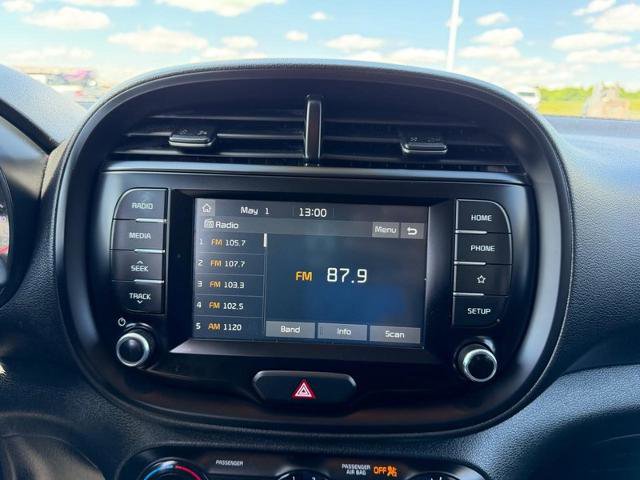 Used 2020 Kia Soul FWD image 16