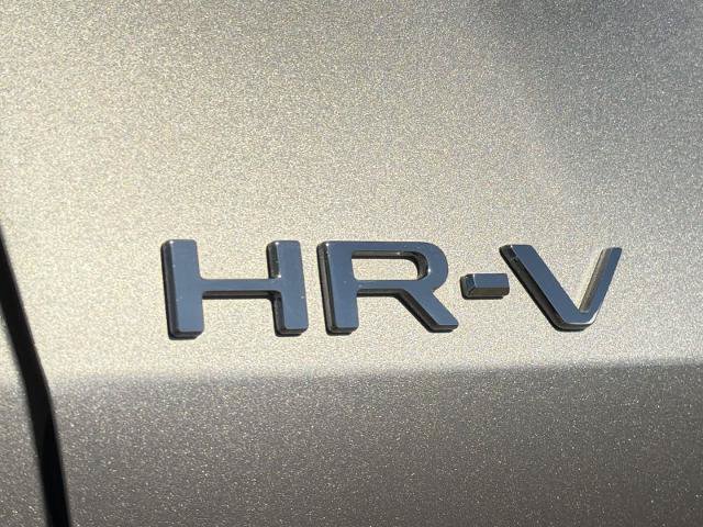 Used 2024 Honda HR-V LX image 12