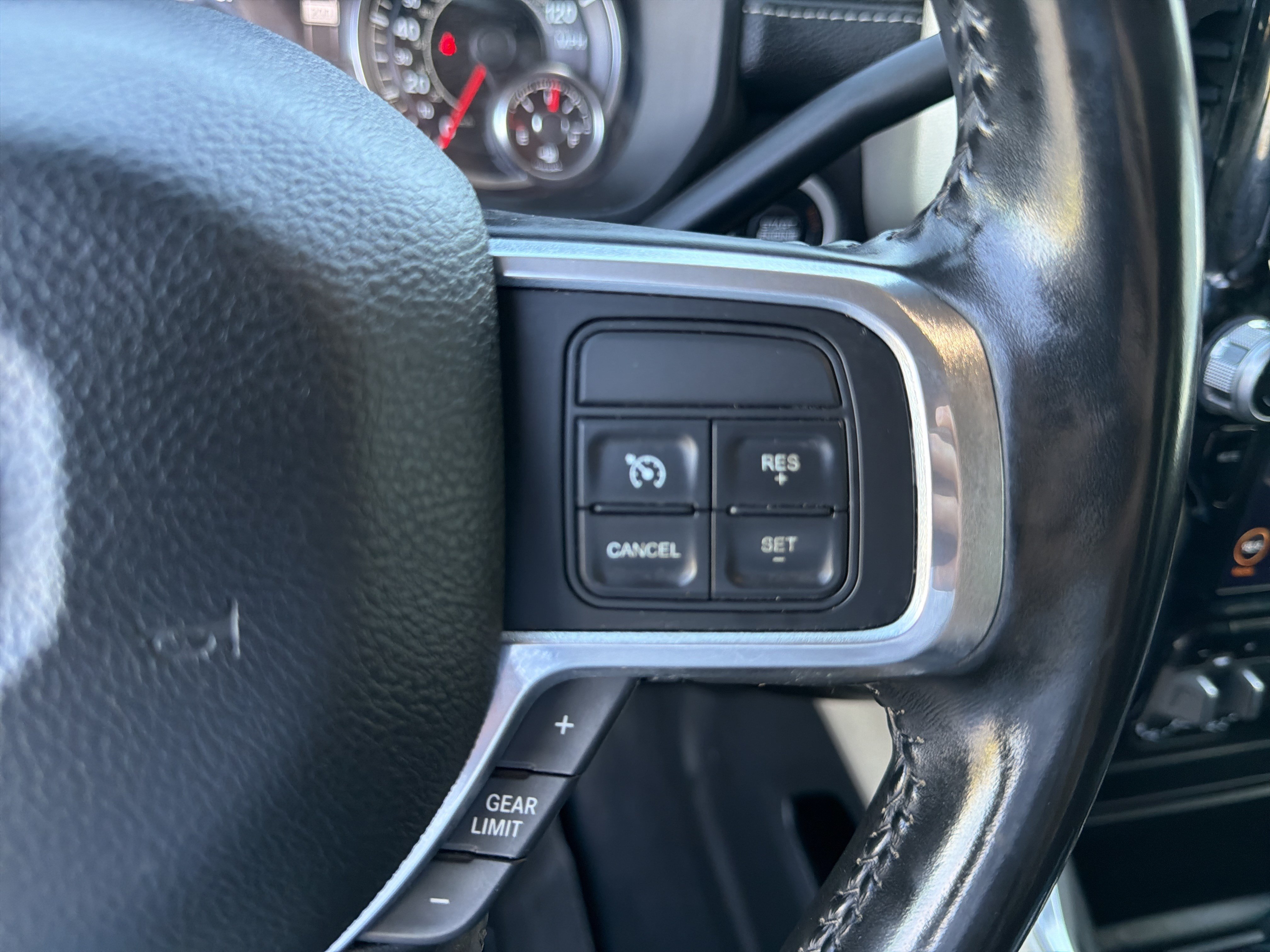 Used 2021 RAM 2500 Laramie AWD/4WD image 41