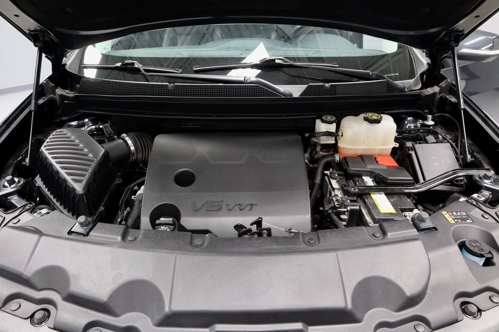 Used 2021 Chevrolet Traverse RS w/ LPO, Cargo Package image 17