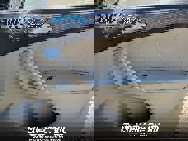 Used 2022 Volkswagen Tiguan SEL R-Line image 23