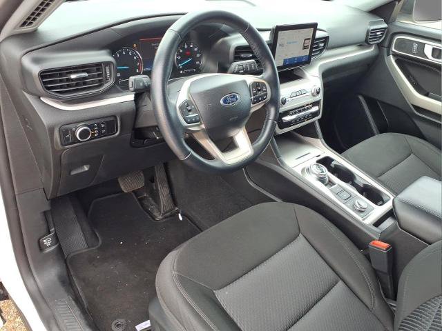 Certified 2023 Ford Explorer XLT AWD/4WD image 5