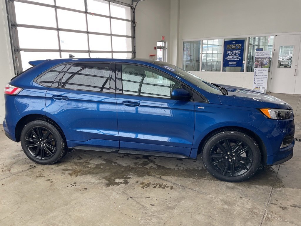 Certified 2023 Ford Edge ST-Line w/ Class II Trailer Tow Package image 11