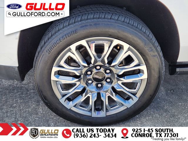Used 2024 GMC Yukon XL Denali Ultimate AWD/4WD image 9