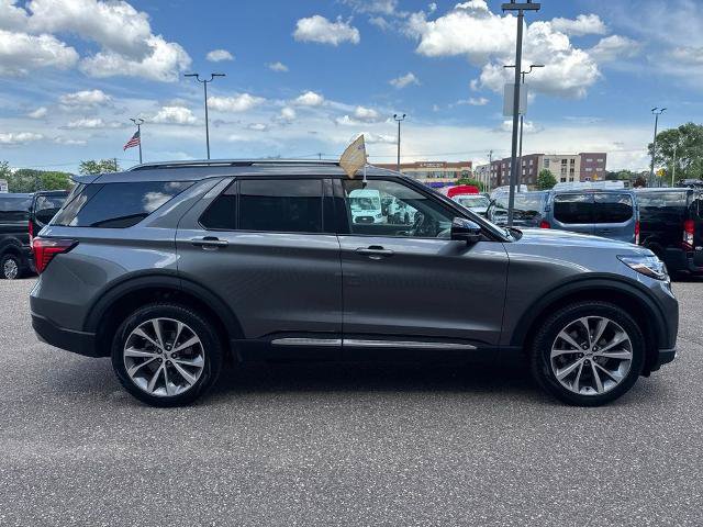 Certified 2025 Ford Explorer Platinum w/ Ultimate Package AWD/4WD image 8