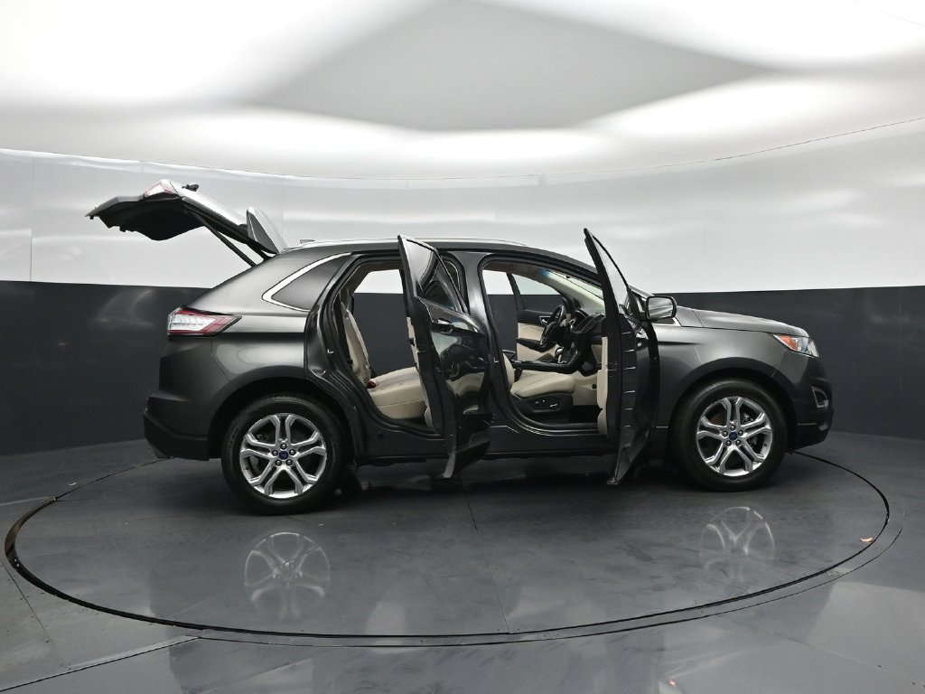 Certified 2018 Ford Edge Titanium w/ Ford Safe & Smart Package FWD image 4
