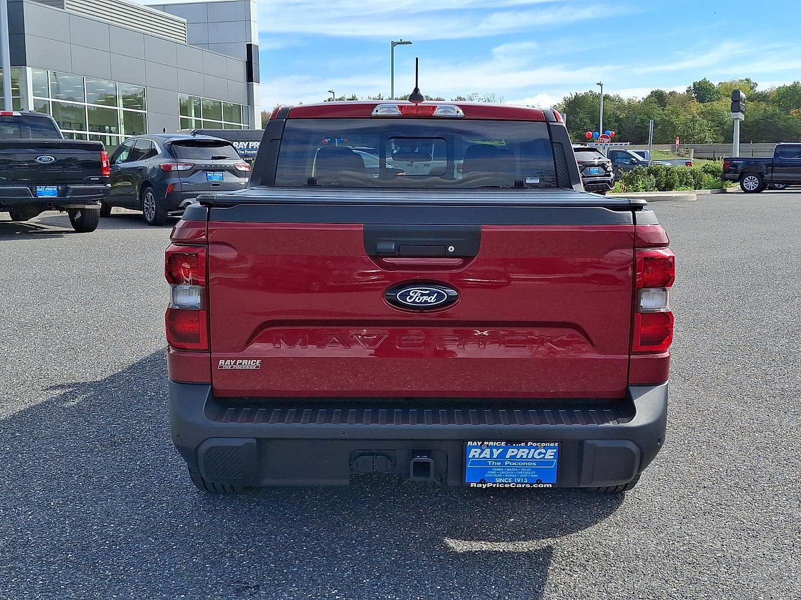 Certified 2025 Ford Maverick Lariat w/ 4K Tow Package AWD/4WD image 6